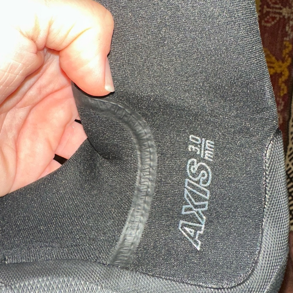 Aqua Black Neoprene surf Booties